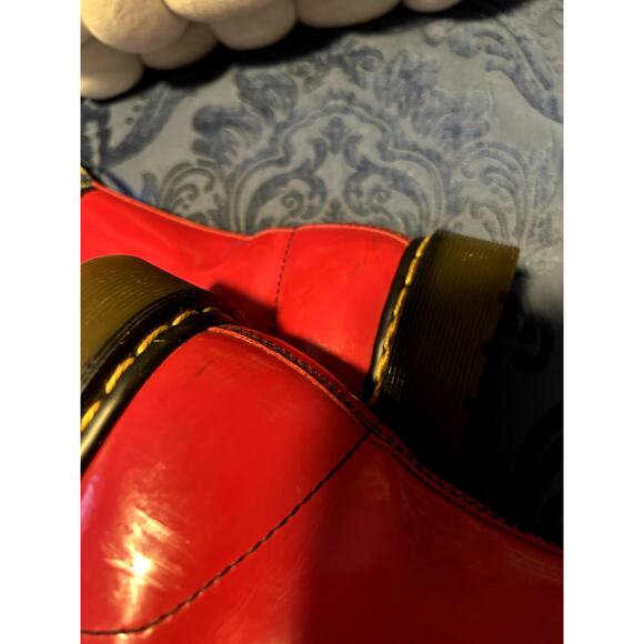 Dr Martens Fire Engine Candy Apple Red Patent Leather Size 9/EU 41 - Picture 4 of 9
